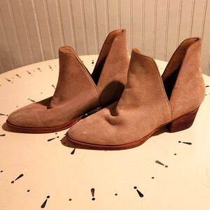 Women's Free People Suede Bootie size 8.5